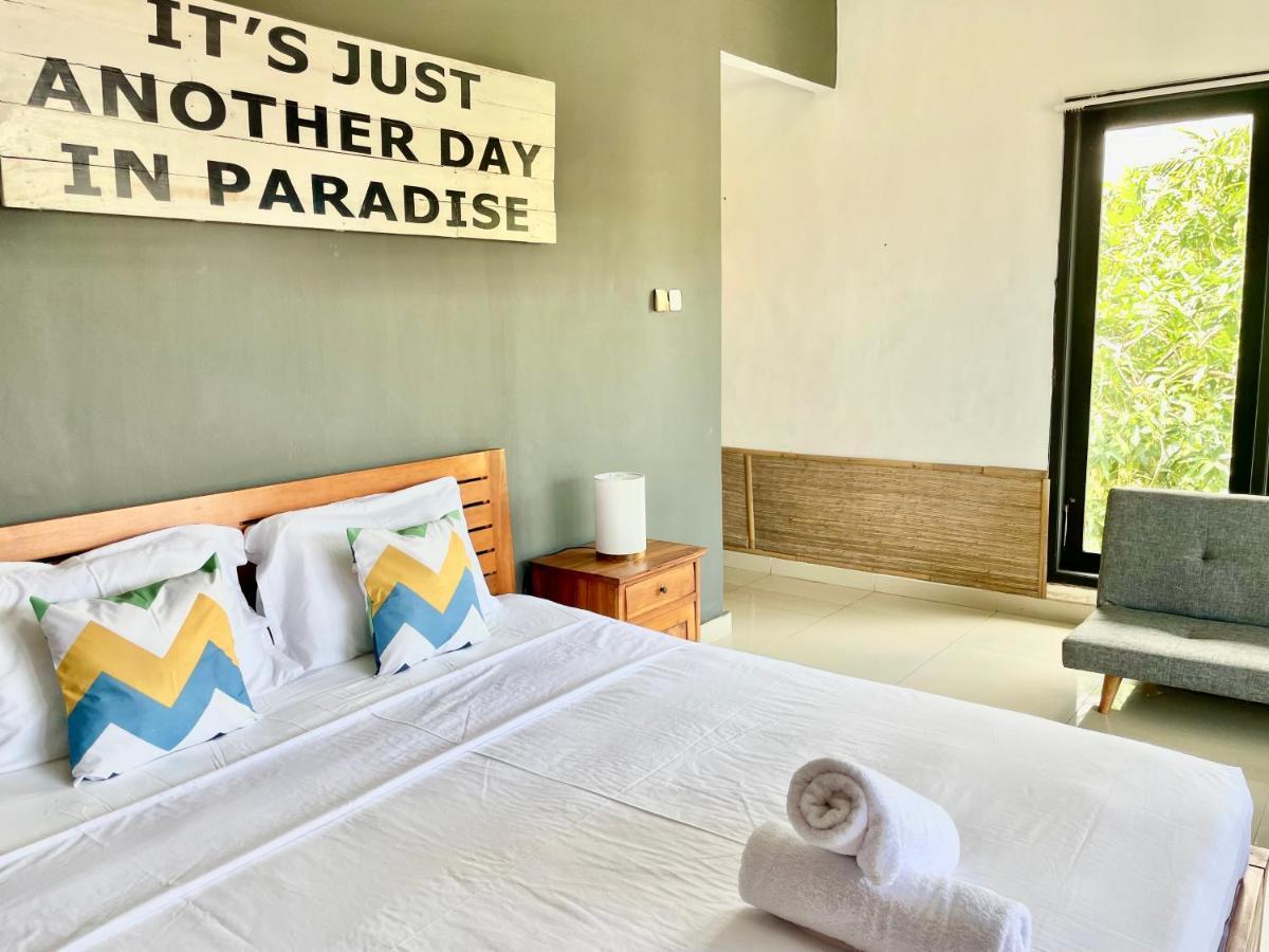 Surfers House Batu Bolong - Adults Only Hostel Canggu Buitenkant foto